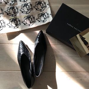 Freda Salvador Lisa Flat Embossed